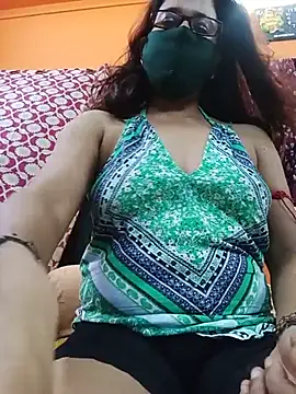 Hotpuja25 webcam