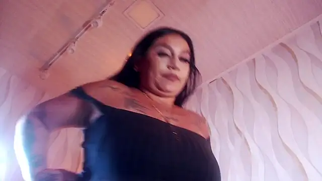 Milf_NaomiBraunx