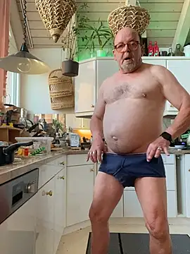 wankcellar - Wankcellar's free webcam - UK Sex Cams