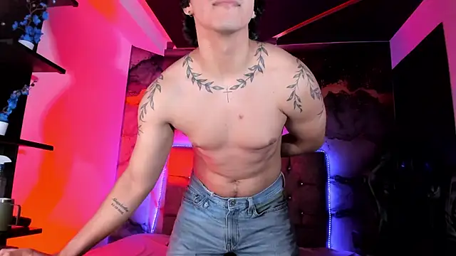 Alexx_Cano_ live sex cam