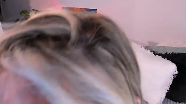 NicoleDiior webcam