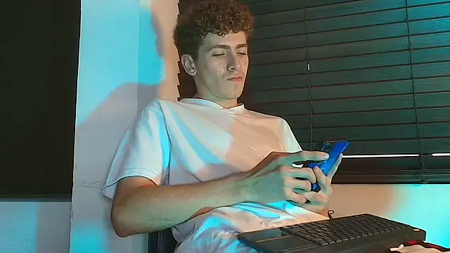 Tyler_Mcrey webcam