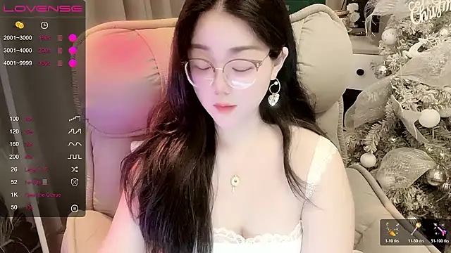 Monica-666888- webcam