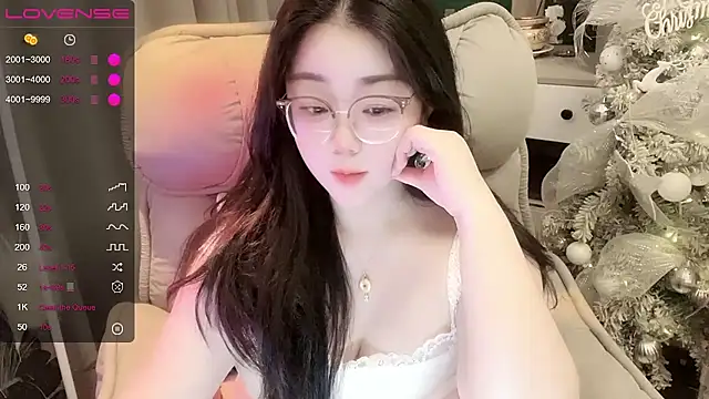 Monica-666888- webcam