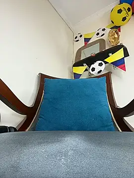 LilaRvsh webcam