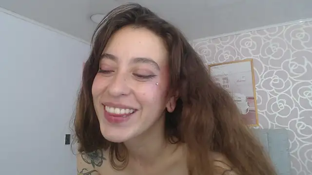 DamiaOshun_ch webcam