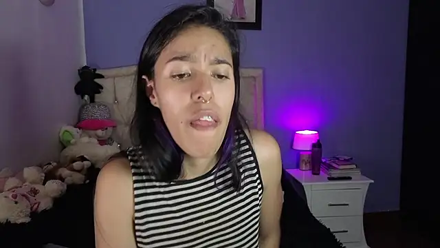 stephania_t webcam