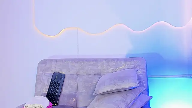 ArohomLester_ webcam