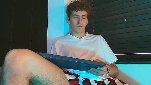 Tyler_Mcrey webcam