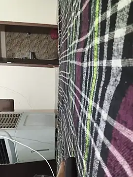 Shubu_7676 webcam
