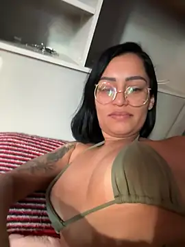 saffadinhaa Live Web Cam Show