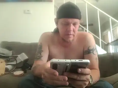 yourMasterisBored webcam