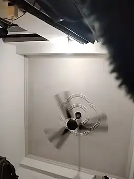Mr_Hotyy webcam