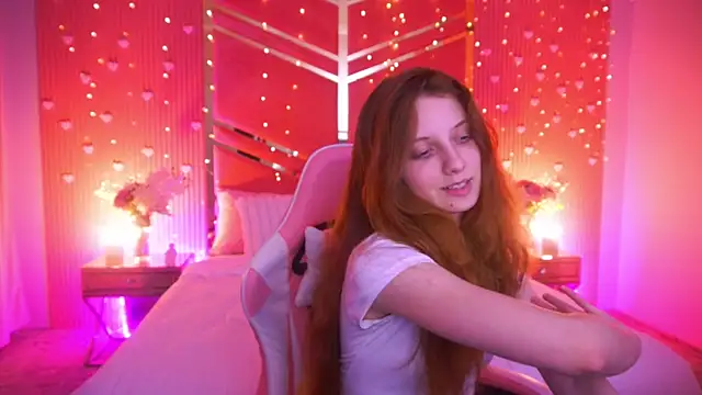 CuteeFoxy webcam