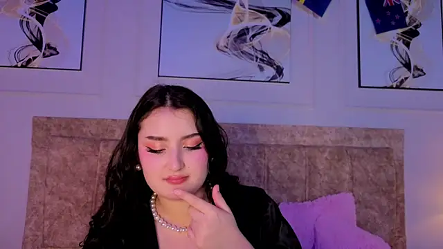 zoe_moon__ webcam