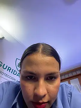 KateRousee webcam