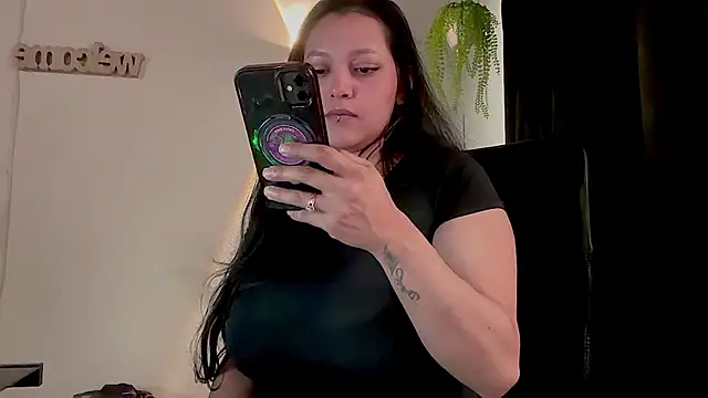 MarcellaGriffin webcam