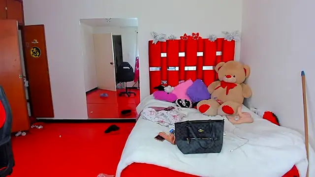 Luna_Analya webcam