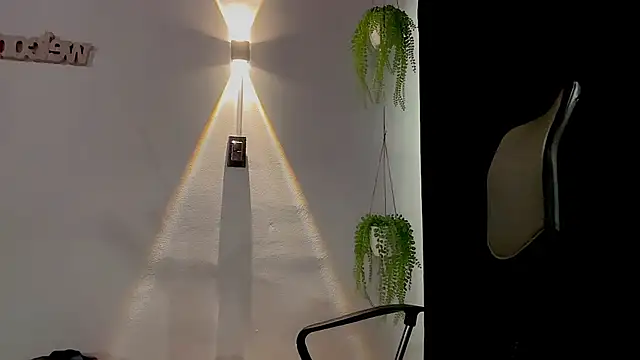 MarcellaGriffin webcam
