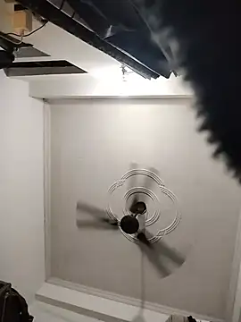 Mr_Hotyy webcam