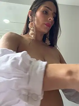 Mau_White