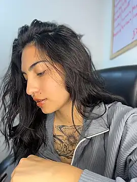 Velvet_Mysstic live sex cam