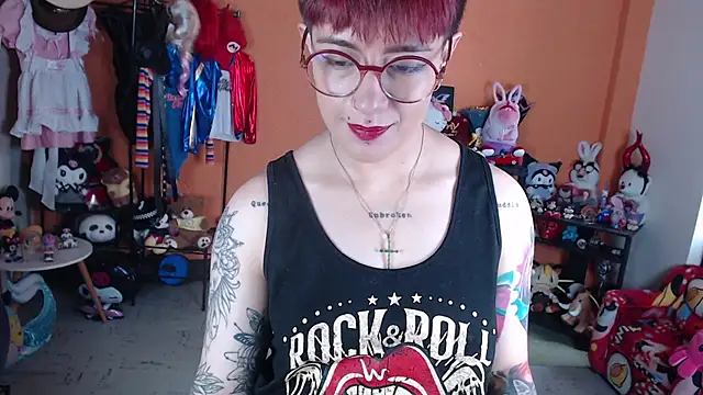 MissMiia2 webcam