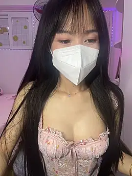 Lov3lily webcam