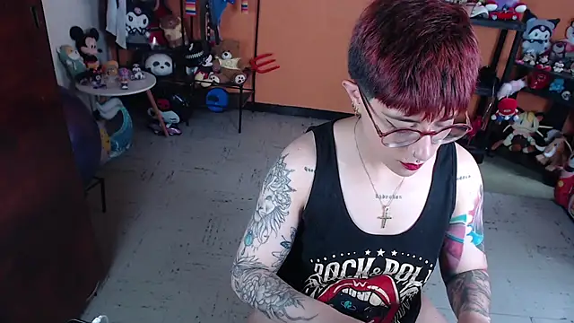 MissMiia2 webcam