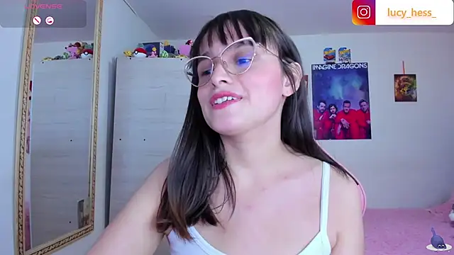 Lucyy-hess webcam