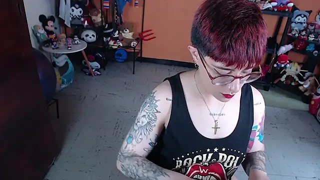 MissMiia2 webcam