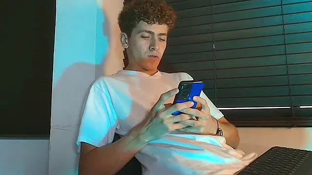 Tyler_Mcrey webcam