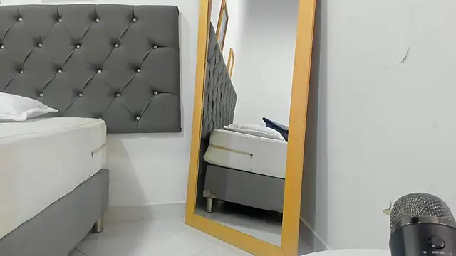 Emily_Behlle webcam