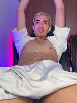 santikhalifa webcam