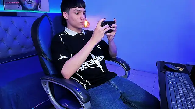 SamBlack_ webcam