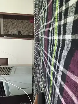 Shubu_7676 webcam