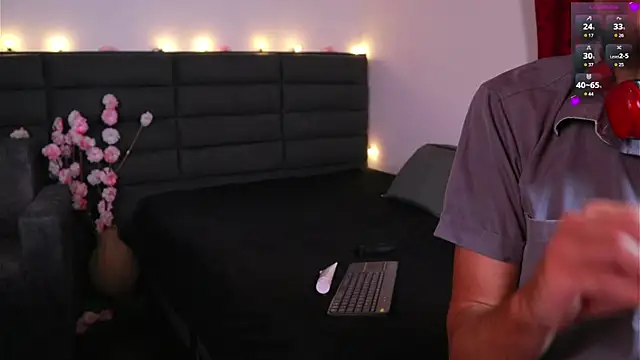 kathieandpovcock1 webcam