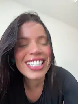 Rafaellaz Live Webcam on Stripchat