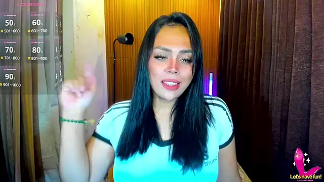KhimMadness live cam on StripChat