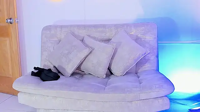 ArohomLester_ webcam