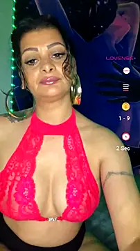 Pillango1212 webcam