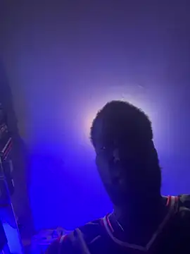 Biglongthickman69 webcam