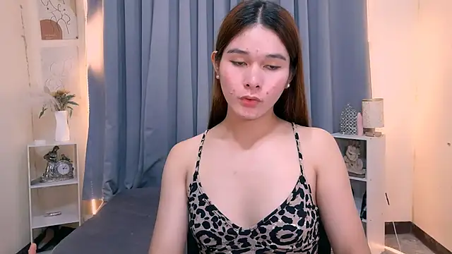 Mimi_Mckinley webcam