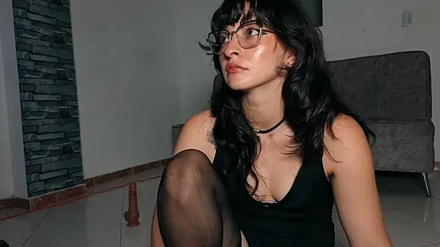 JustClaree webcam