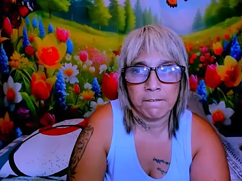 indianroxy webcam