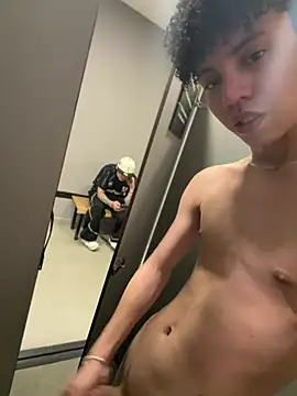 yoursexyjose Live Web Cam Show