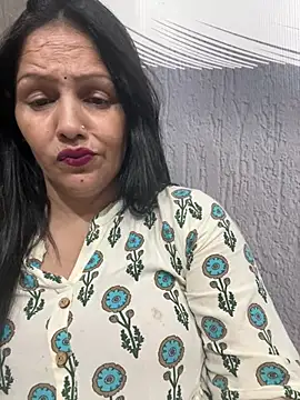 simmy14321 (F milf) - Hyyy Guys