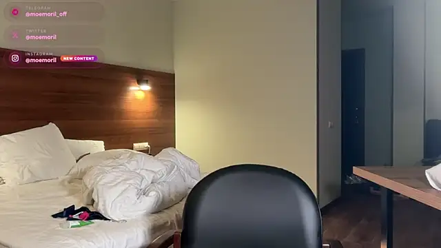 Golden_Aline webcam