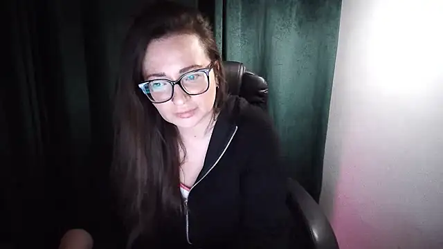 NoraMilf webcam