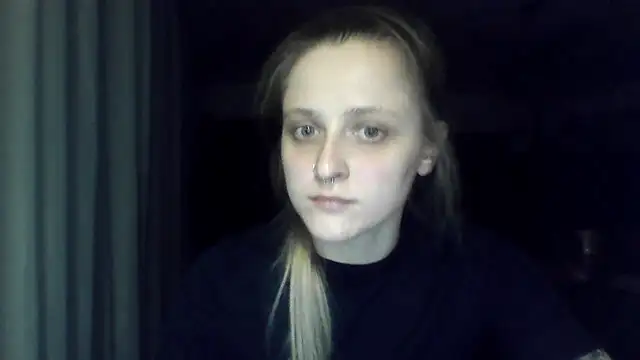 LeaWetGirl webcam